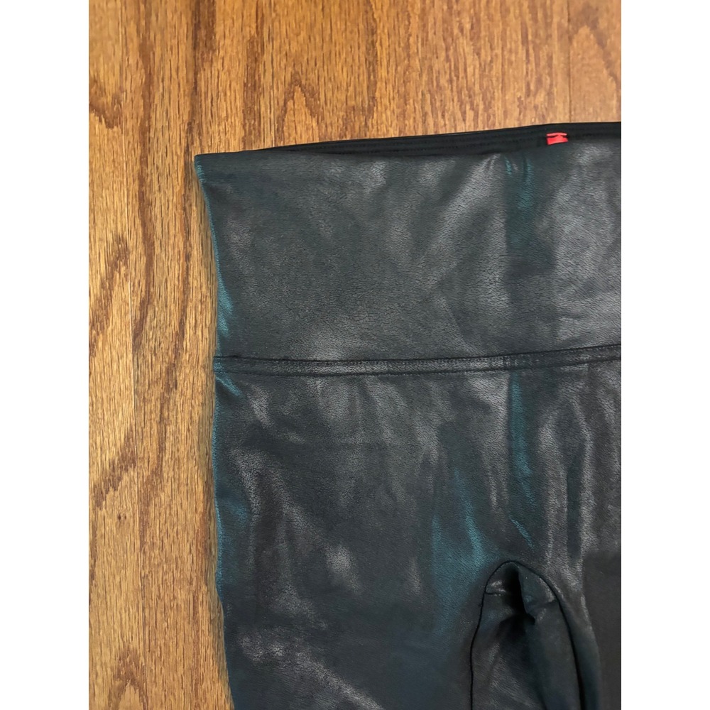Spanx Foux Leather Leggings Size Medium - Picture 4 of 7